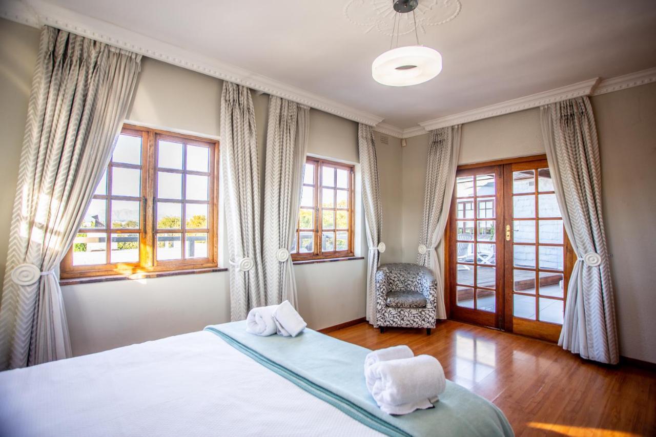 Ferienhaus Luisa: Sun-filled Hidden Gem With Pool. Kapstadt