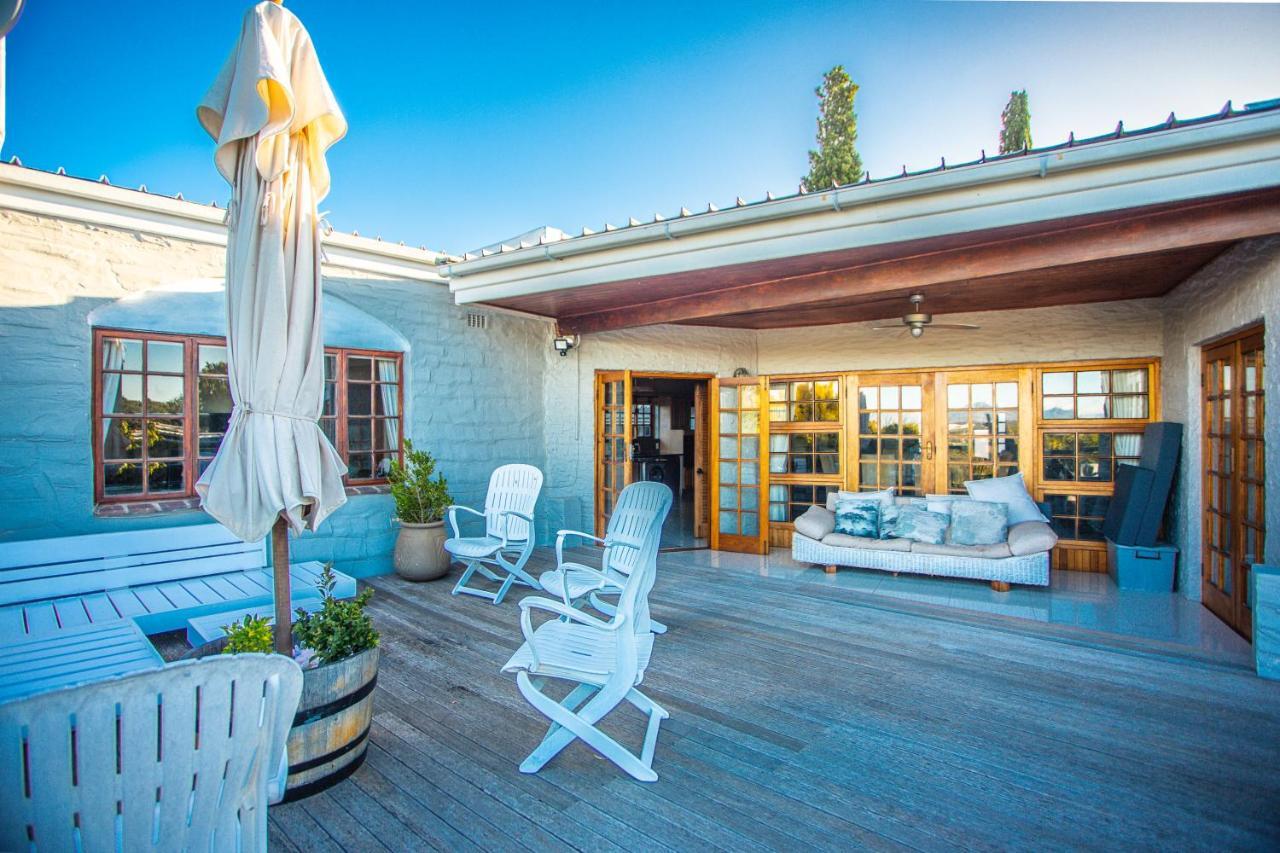 Ferienhaus Luisa: Sun-filled Hidden Gem With Pool. *